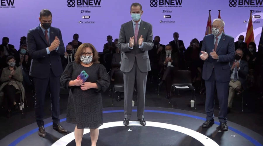 El rey Felipe VI y Pedro S&aacute;nchez presiden los premios a Mejor Innovaci&oacute;n de BNEW